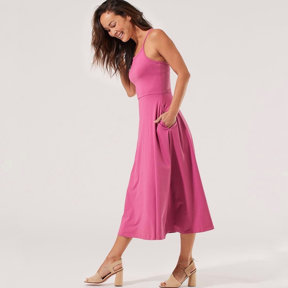Pact Fit and Flare Strappy Midi Dress in Mulberry